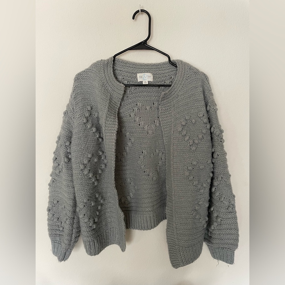 Jun & Ivy Grey-Blue Cardigan ✨